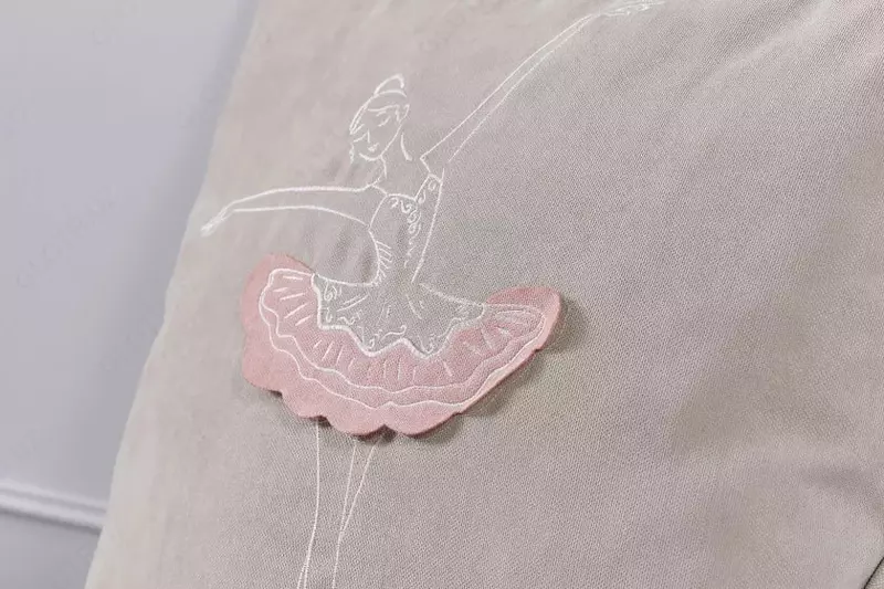 Beshik uchun dekorativ yostiq Almila "Balerina" 40 x 40 sm (Turkiya) No:02 Chakana savdo