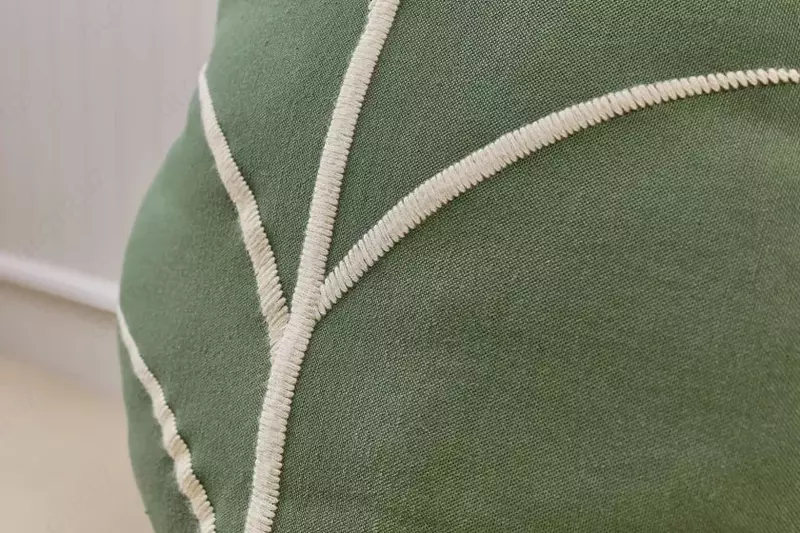 Beshik uchun dekorativ yostiq Almila "Safari" 40 x 60 sm (Turkiya) No:06 Chakana savdo