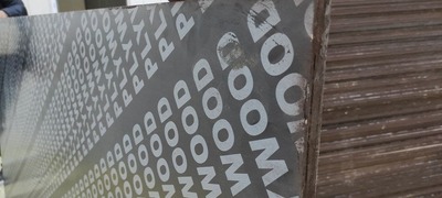 Китайская ламинированная фанера Оптом и розница