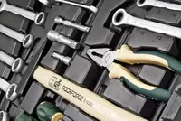  Набор инструментов ROCKFORCE RF-420225  202 предмета Только в розницу
