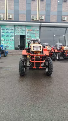 Трактор ЗУБР 1105 - 30 000 000 сум / шт.