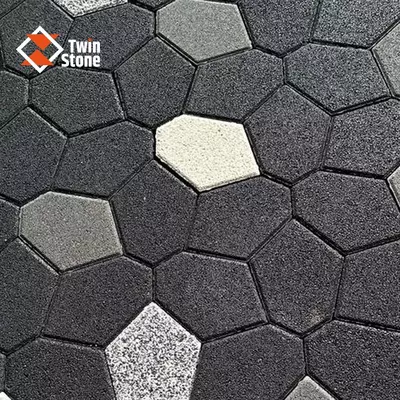 Новая брусчатка под названием «Лепесток», размеры 190×260×60