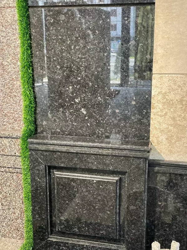 Натуральный камень гранит ANGOLA BLACK. - 409 613.3 сум