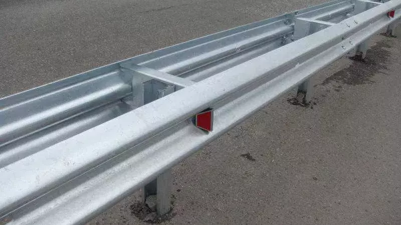 Йўл тўсиқлари - 1 400 000 so'm