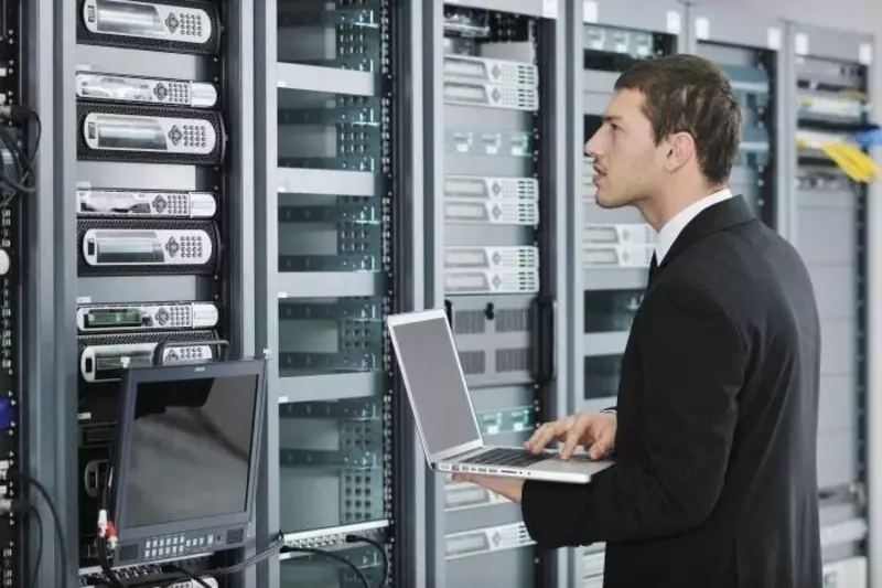 IT - УСЛУГИ: ОБСЛУЖИВАНИЕ СЕРВЕРОВ