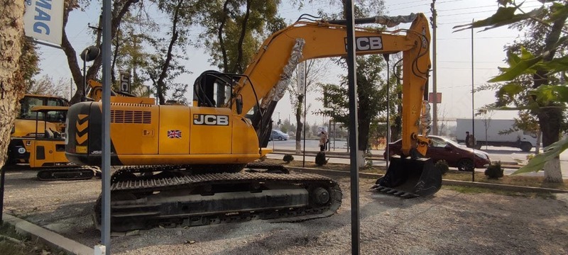 Гусеничный экскаватор JCB JS205LC! Только в розницу