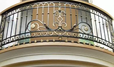 Temirdan yasalgan balkon panjarasi CM0001 - Narx so&#039;rov asosida