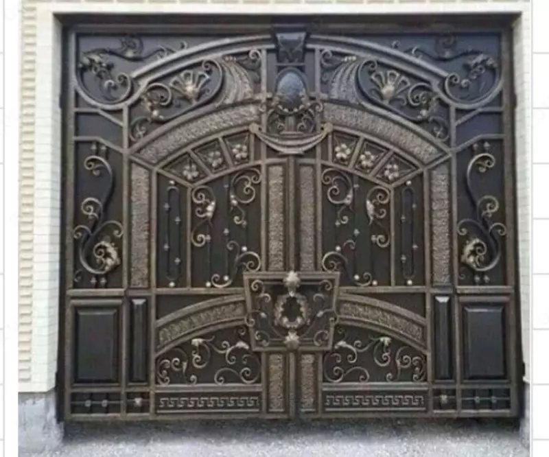 Metall eshiklar CM0001