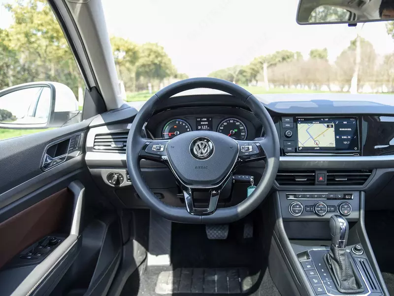 Volkswagen e-Lavida