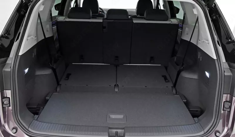  Volkswagen ID.6 AMER MOTOR