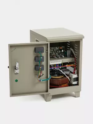 2 227 615.1 so'm / dona Voltaj stabilizatori GDC-10000 VA 110-250 V