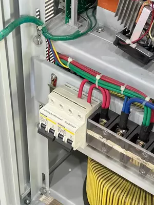 Стабилизатор напряжения GDC-D20000 VA Латорный Gidrox.uz