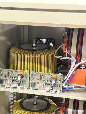 50 kilovattli kuchlanish stabilizatori Gidrox Chakana savdo