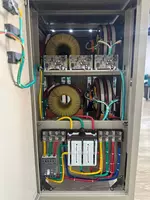 Стабилизатор напряжения трехфазный GDC-D200000VA (200kVa) - от {0} сум