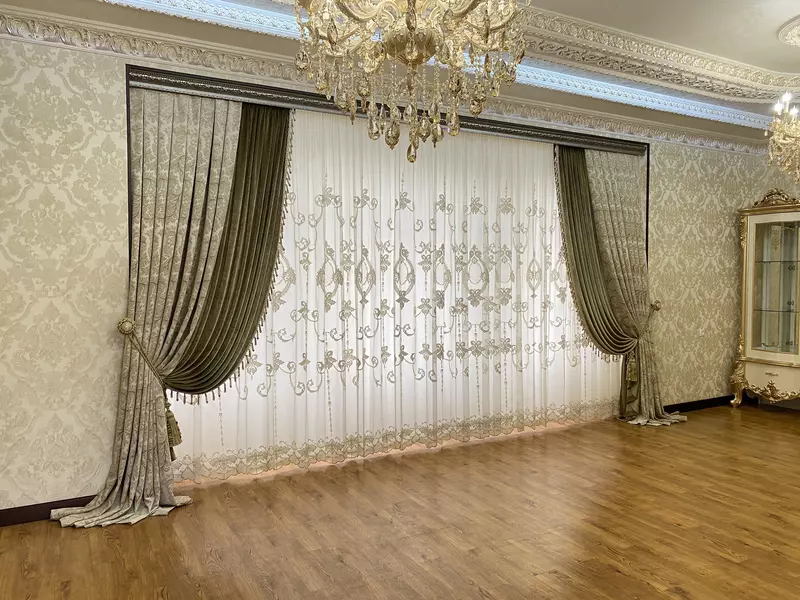 Erimning oldida sikildi