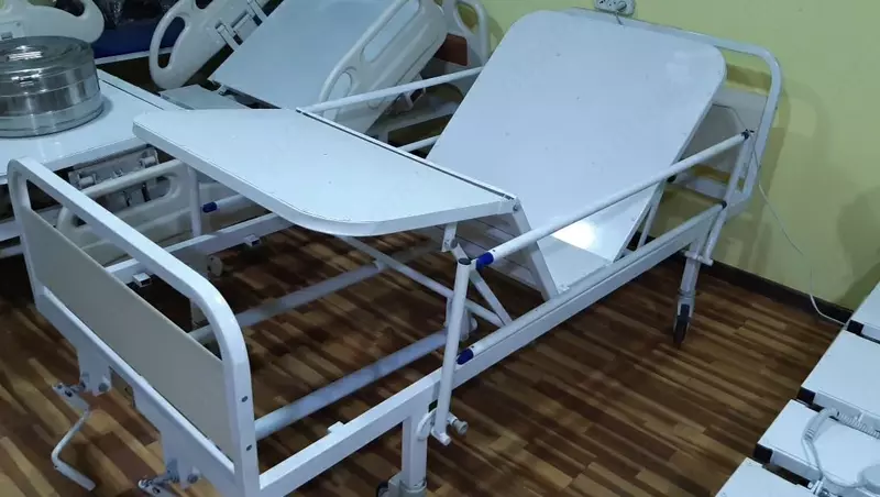 Многофункциональная медицинская кровать