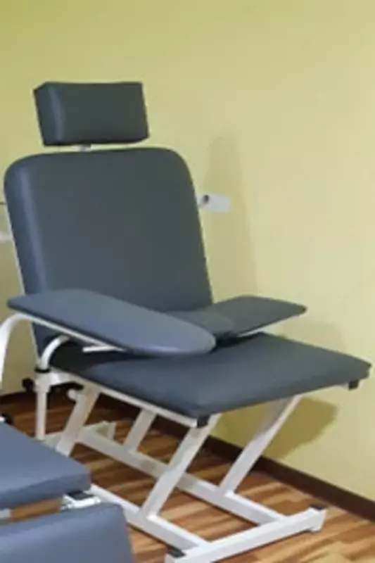 Механическое кресло для забора крови ITM-185  550 х 500 х 600-1300 мм