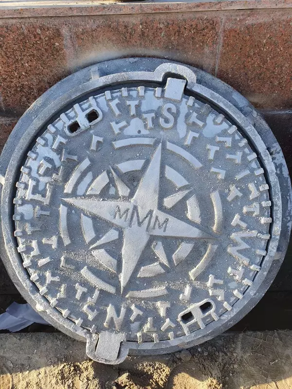 Yuqori sifatli quyma temir lyuk qopqoqlari - 518 000 so'm