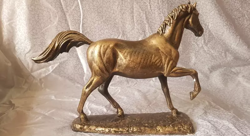 скульптура Лошади - 750 000 сум