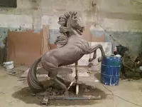 изготовим статую лошади оригинального размера - 40 000 сум