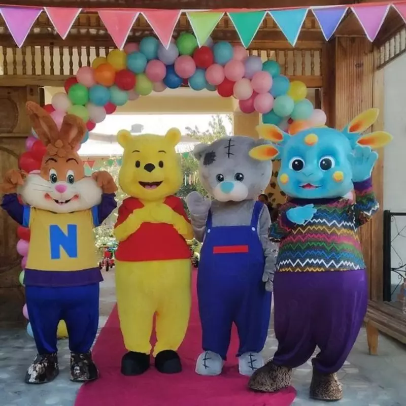 Микки Маус костюмлари