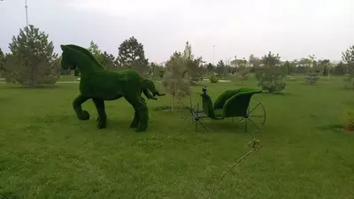 Yashil chimdan har xil turdagi bezaklar yasayman