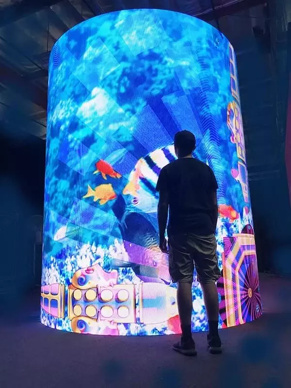 LED ЭКРАНЫ ГИБКИЕ (Особенности гибких светодиодных экранов) - 4 500 000 сум