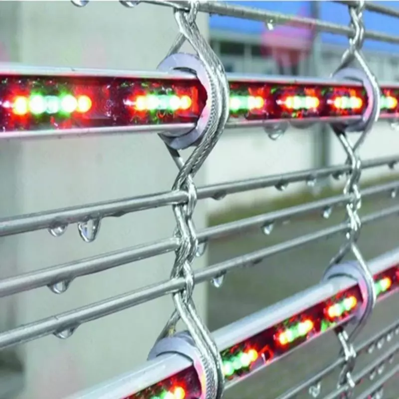 МЕДИАФАСАДЫ ТРУБЧАТЫЕ БЕСКАРКАСНЫЕ