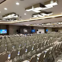 UZLED kompaniyasi Toshkentda LED ekranlarni yaratadi - 4 500 000 so'mdan