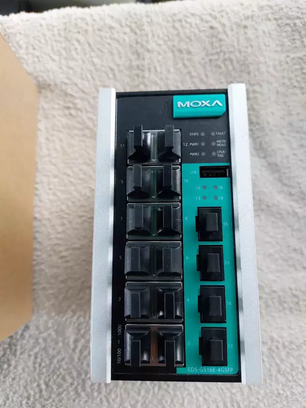 Boshqariladigan kalit MOXA EDS-G516E-4GSFP-T - {0} so'mdan