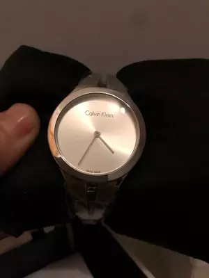 Часы от Calvin klein - 1 786 857 сум / шт.