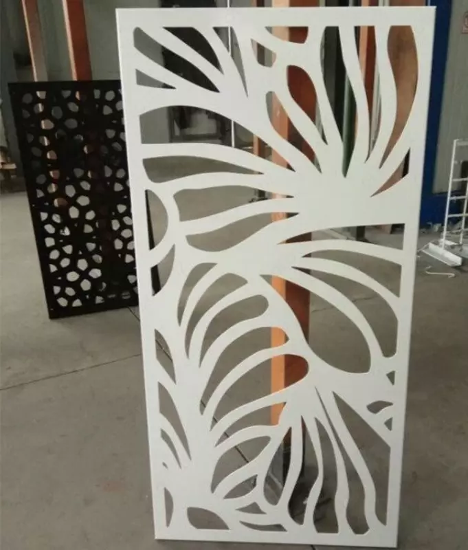 Производство металлических декоративных панелей.