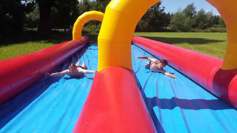 Suv attraksionlari Chakana savdo