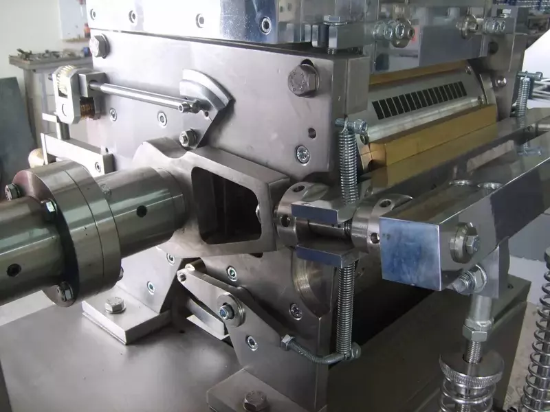  Shakar-rafinad ishlab chiqarish bo‘yicha to‘liq avtomatik liniya - Shakar