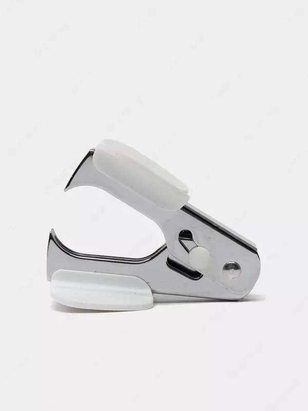 Антистеплер Deli 0231 - 8 000 сум