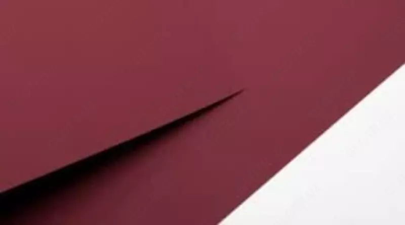 Бумага дизайнерская Touché Cover Burgundy 300 г/м²