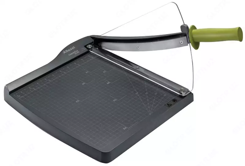 Резак для бумаги CLASSICCUT CL100