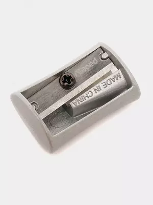 3 600 сум / шт. Точилка алюминиевая с 1 лезвием