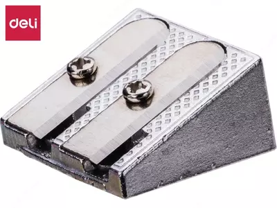 3 000 сум / шт. Точилка металлическая с 2 лезвиями