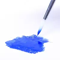 в жестяном пенале