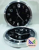 Часы с логотипом