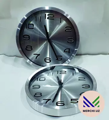 Настенные часы с лого Настенные часы с лого