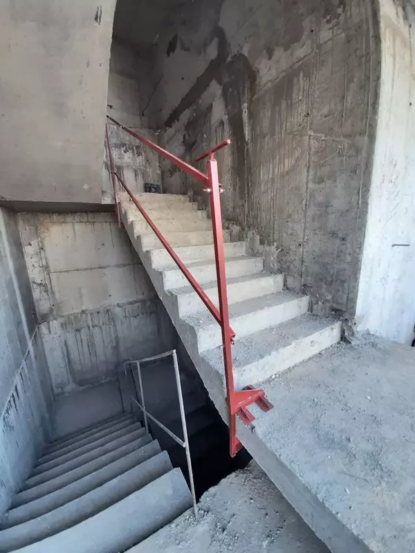 Ограждение с перилами регулируемое (2500…4200 х 1200 мм.)