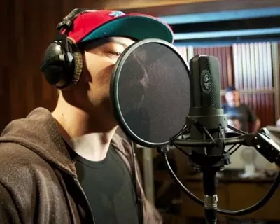 Записать песню в студии