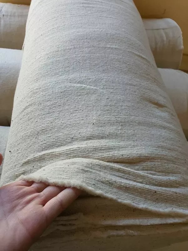 Нетканое холстопрошивное полотно