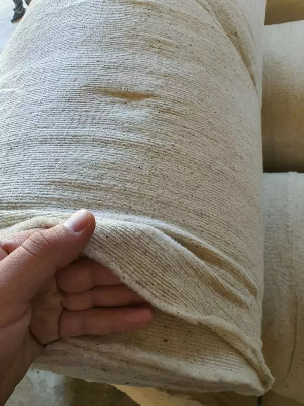 Нетканое холстопрошивное полотно - от {0} сум