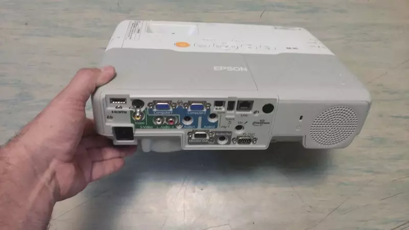 2 392 646 so'm Epson EB-95