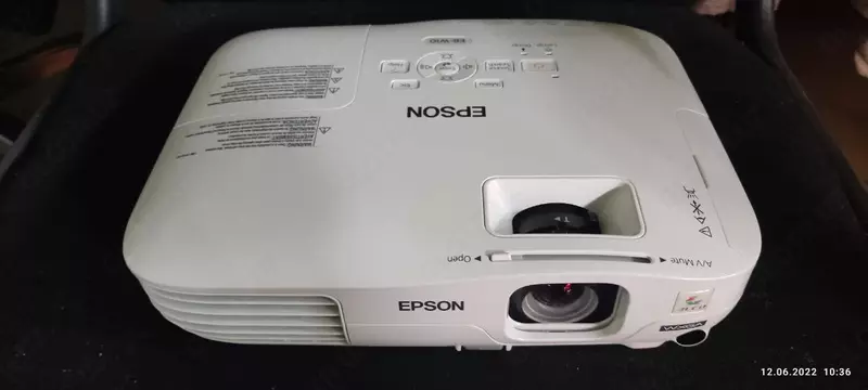 Epson EB-W10