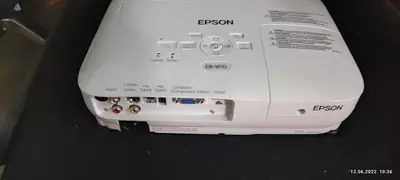 Epson EB-W10 - 1 794 484.5 so'm / dona
