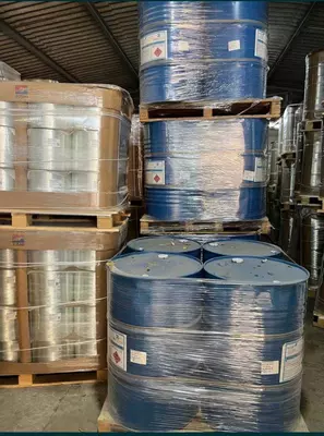 Полиэфирная смола - 26 000 сум / кг.